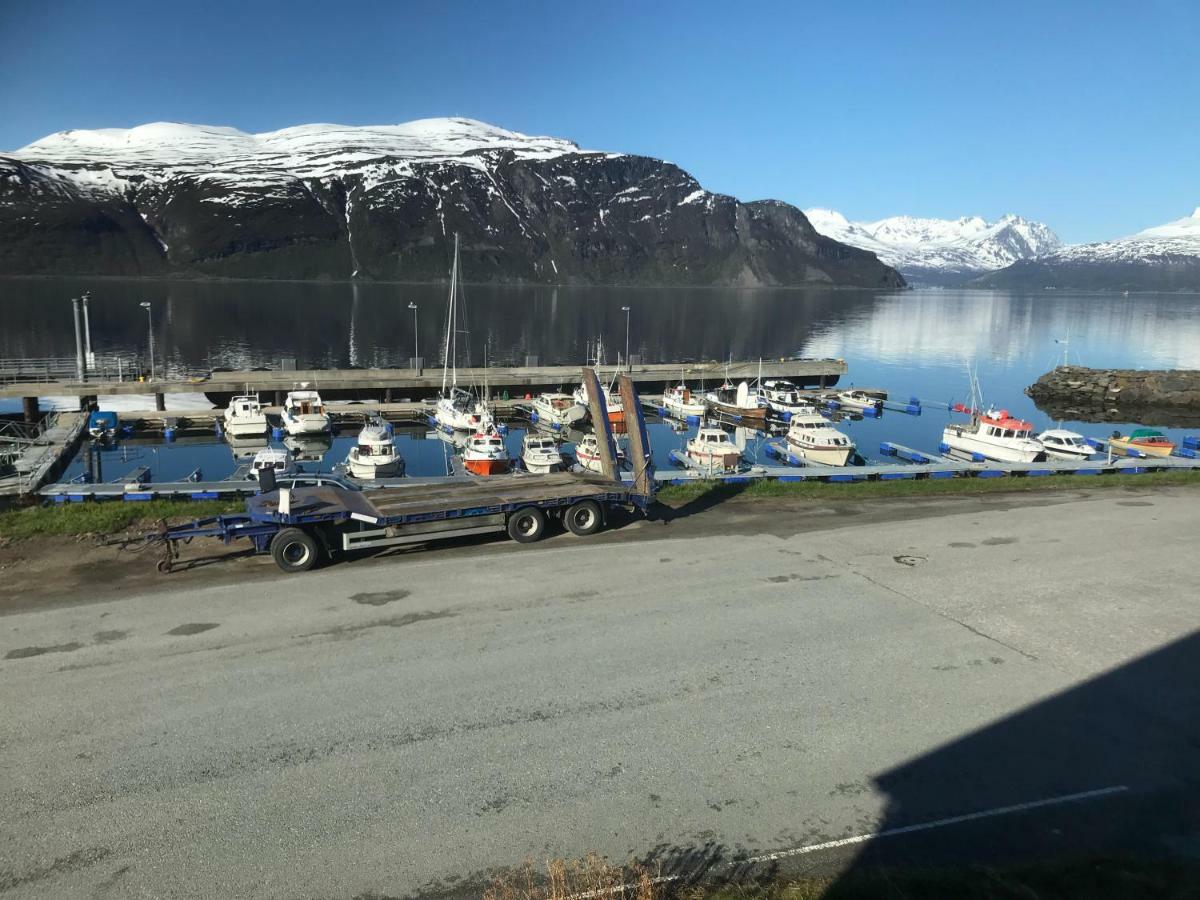 Anton Antonsens Veg 18 Leilighet Nr2 Lägenhet Olderdalen Exteriör bild